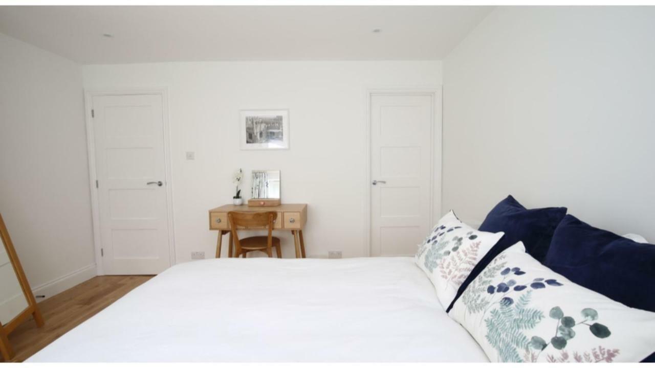 ★ Luxury Oxford Apartment ★ Sleeps 4, Free Parking Luaran gambar
